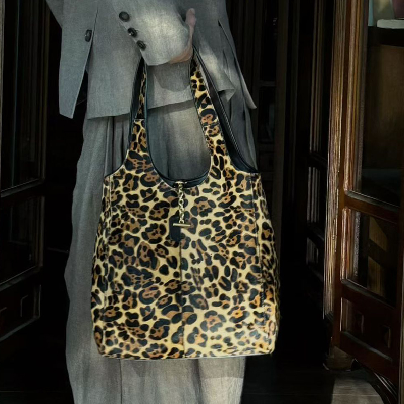 Leren emmertassen voor dames L - Luxury Bags Of 2026 recensie en prijs