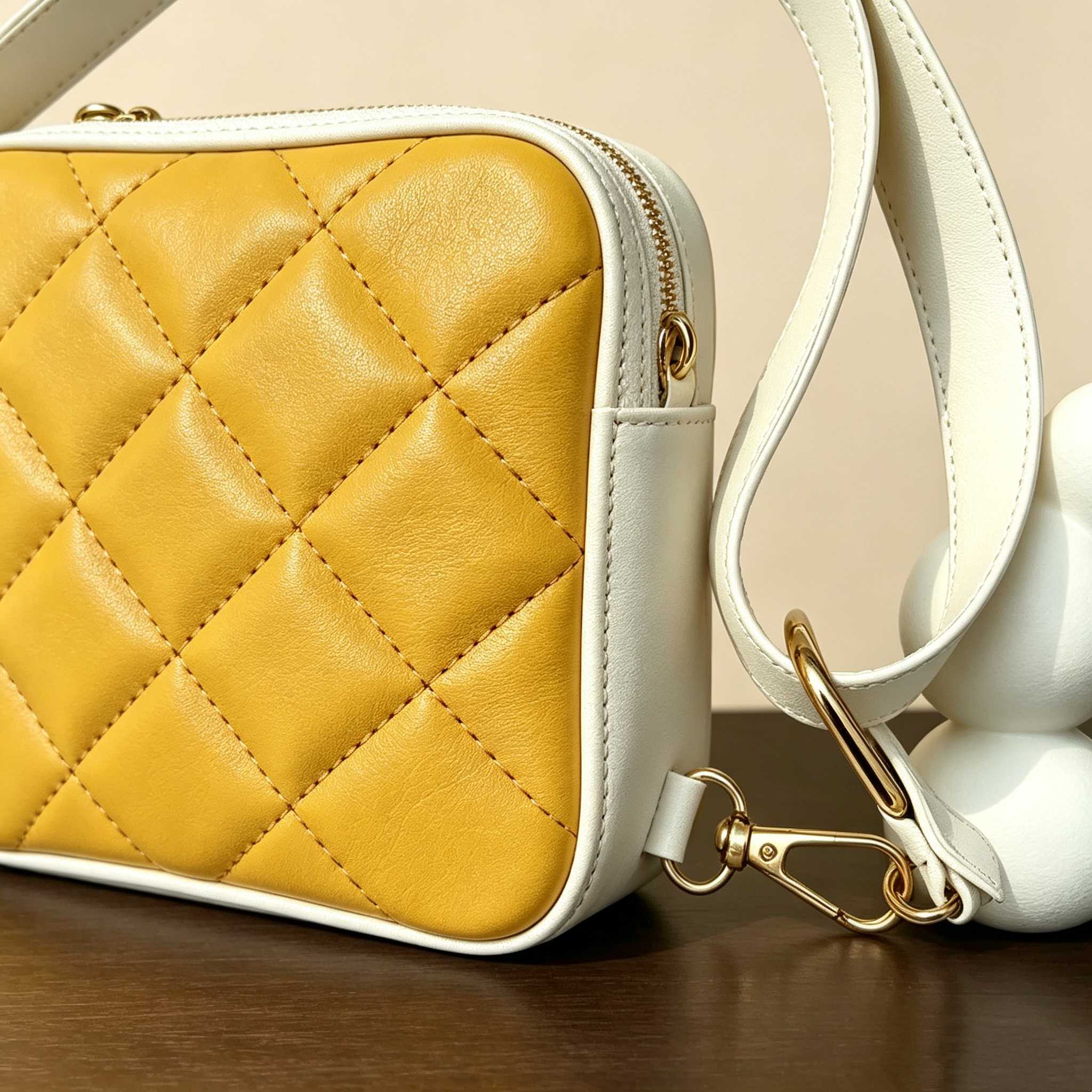 Luxe lichtgewicht schoudertas  - Luxury Bags Of 2026 recensie en prijs